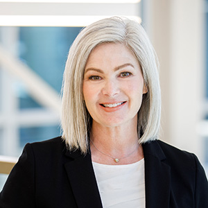 Portrait of Beth Lindsey